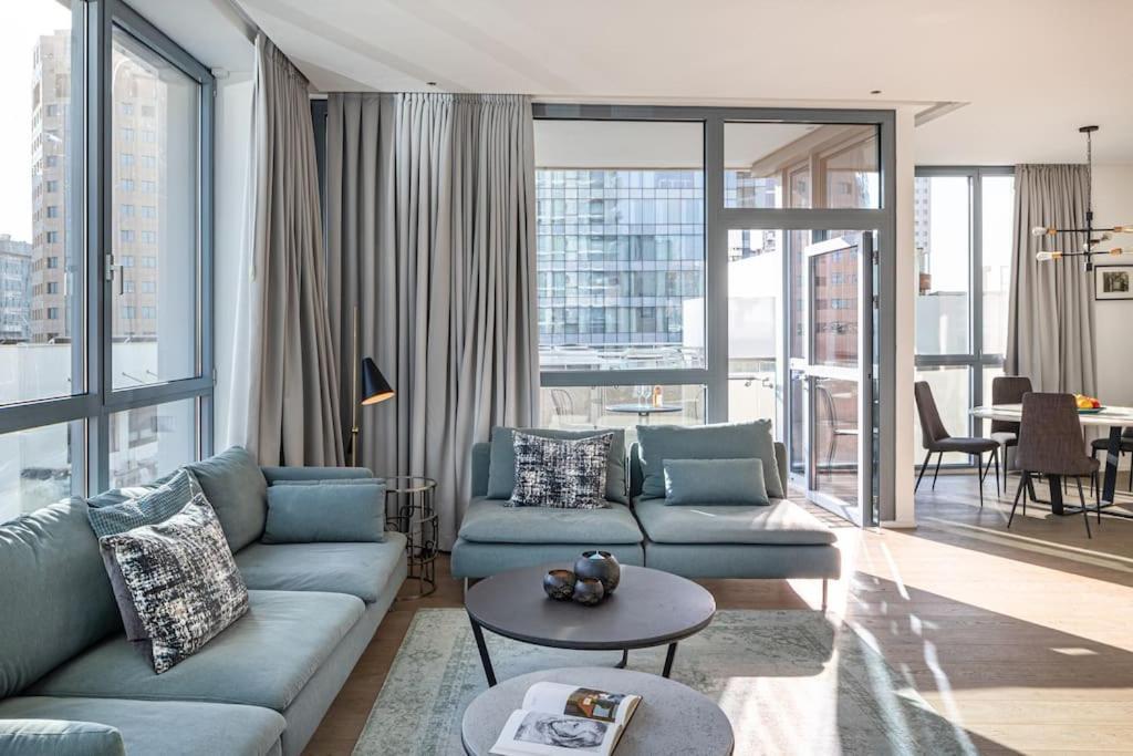 Upscale Rotschild By Five *